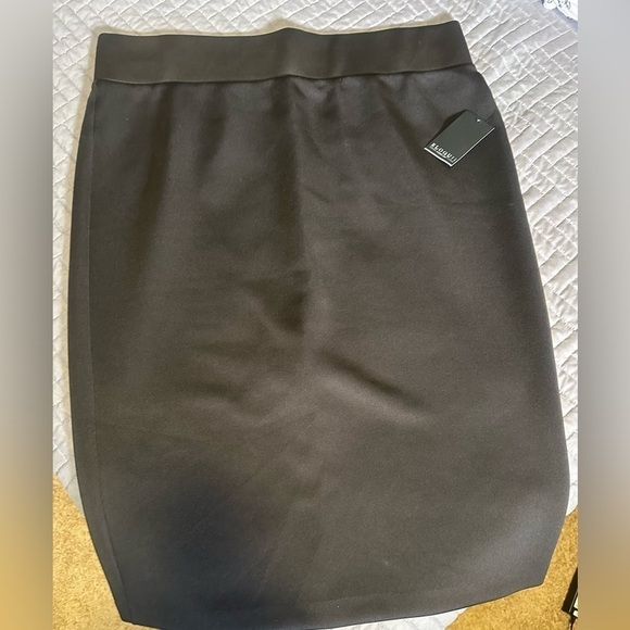 Eloquii Dresses & Skirts - Eloquii Black Pencil Skirt sz 18 NWT